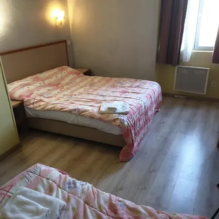 Hotel De La Gare Romans-sur-Isere
