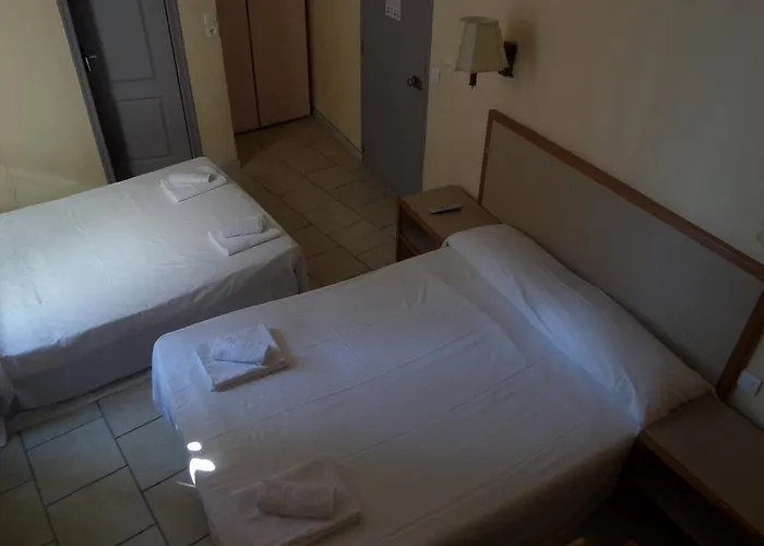 De La Gare Hotell